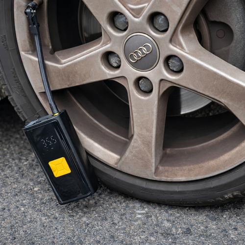 RoadMate™ Portable Power Bank Tyre Inflator